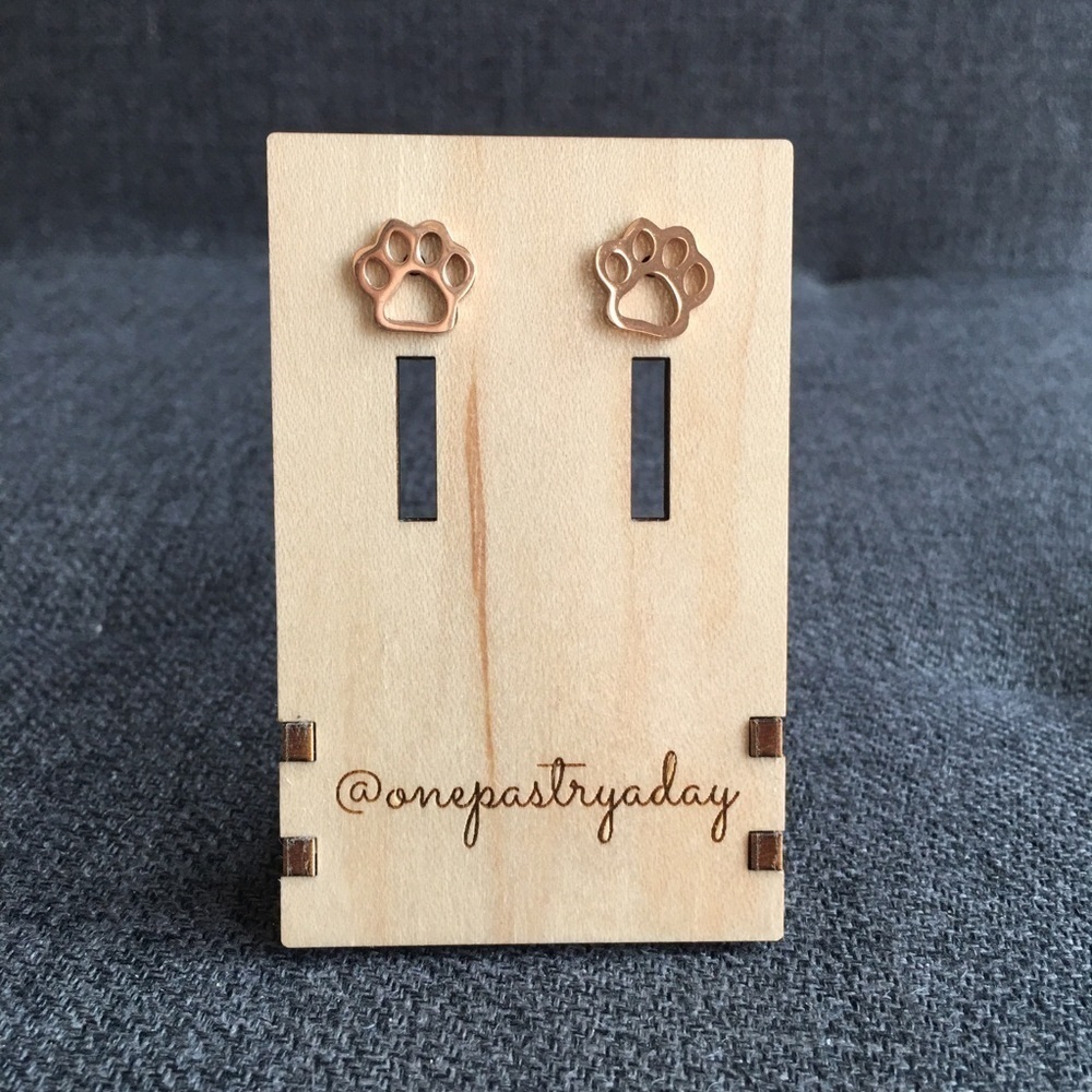 Paw Print Cut Out Stainless Steel Fashion Stud Earrings, ROSE GOLD